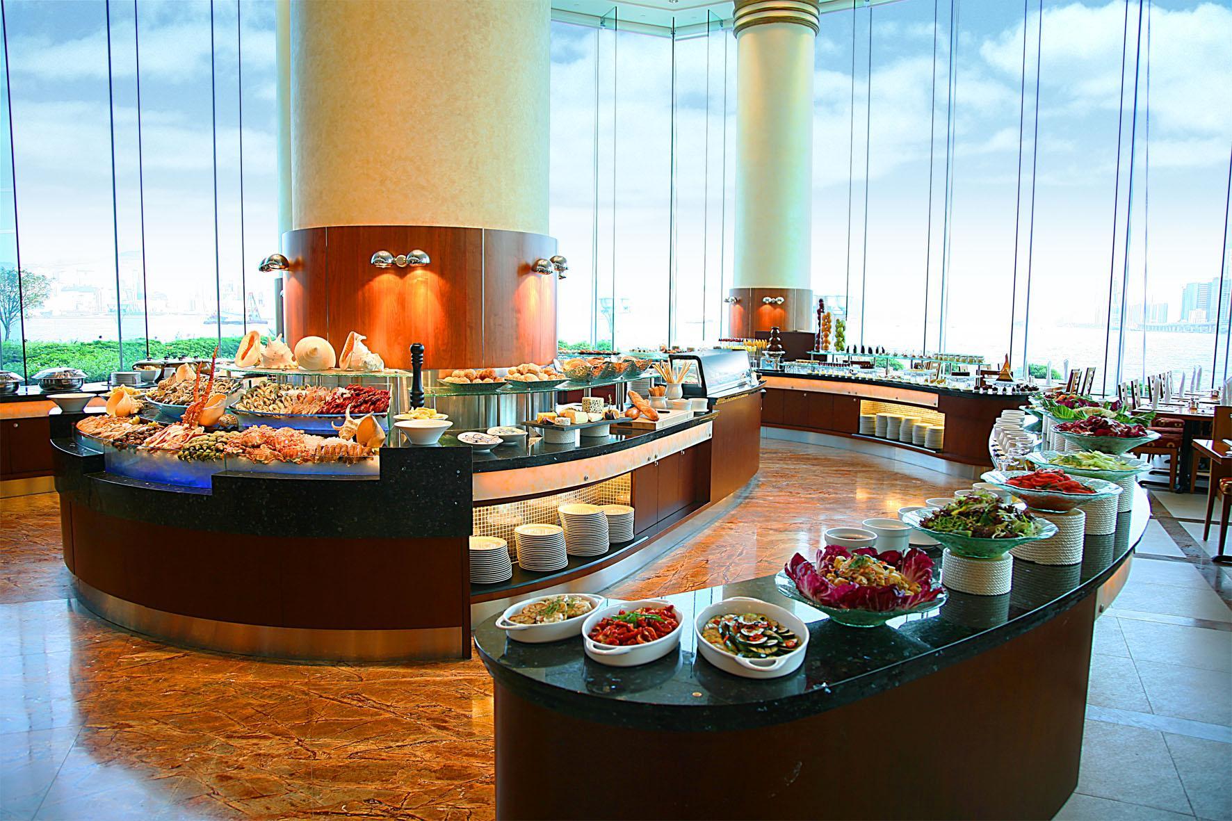 Harbour Grand Kowloon Hotell Hongkong Eksteriør bilde A buffet at a hotel